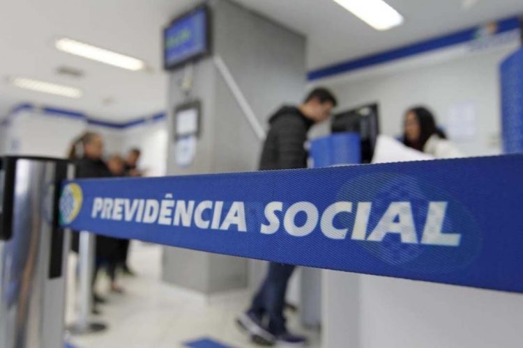 Aposentado do INSS pode entrar na lista de precatórios até abril