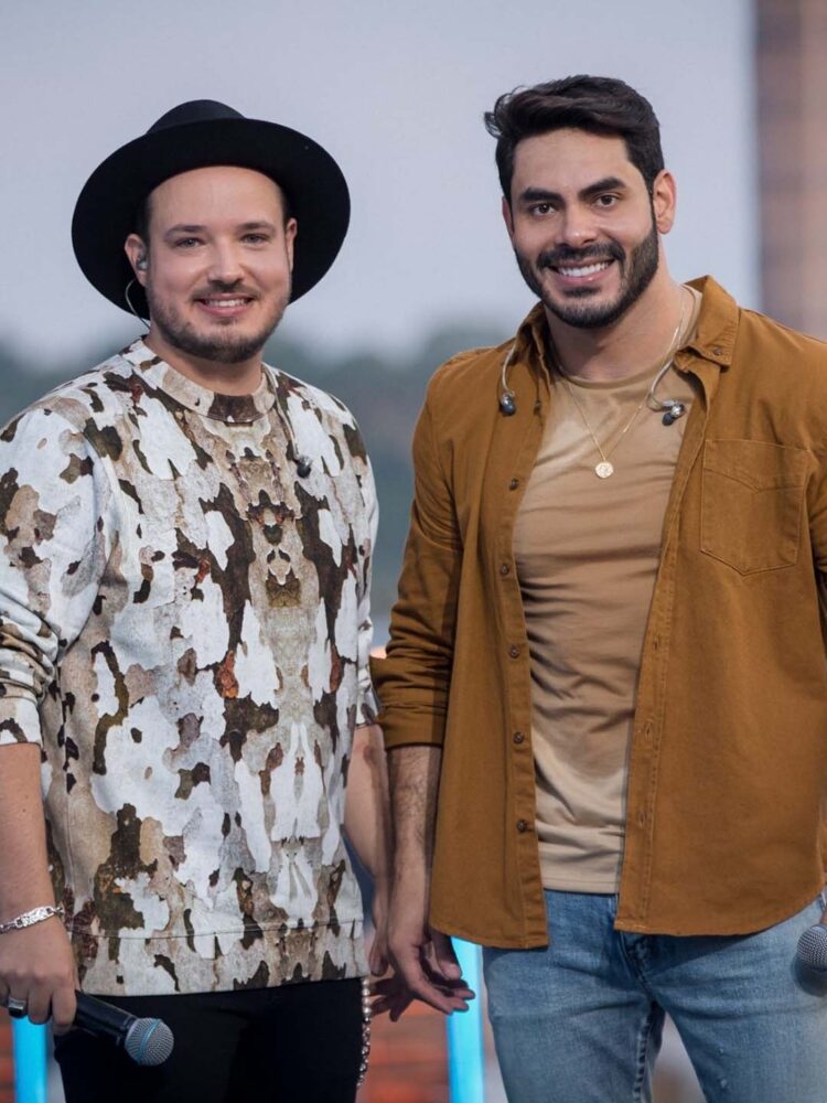 Israel e Rodolffo adiam mais shows após cantor e equipe pegarem Covid