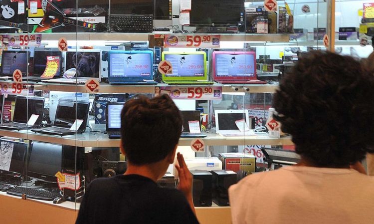 Intenção de Consumo das Famílias inicia 2022 em alta