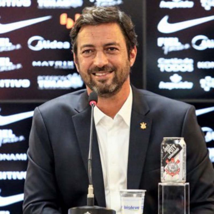 Corinthians quer evitar apostas para não errar mais na escolha de técnico