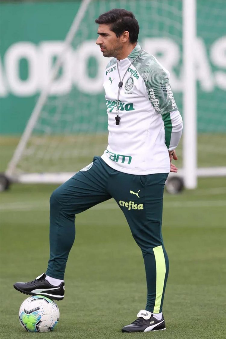 Brasil reúne mais técnicos estrangeiros na elite que grandes ligas da Europa