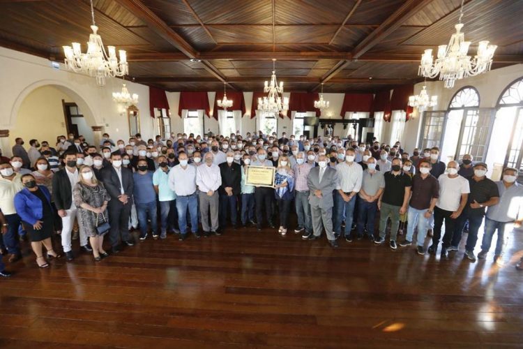 Homenagem a Ricardo Barros marca  início do ano eleitoral no Paraná