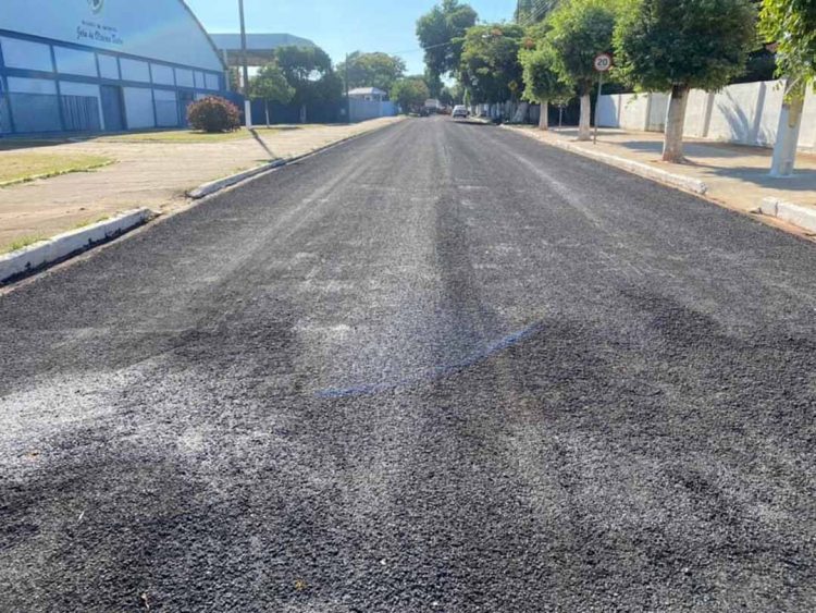 Santa Cruz de Monte Castelo finaliza  Programa de Recape Asfáltico