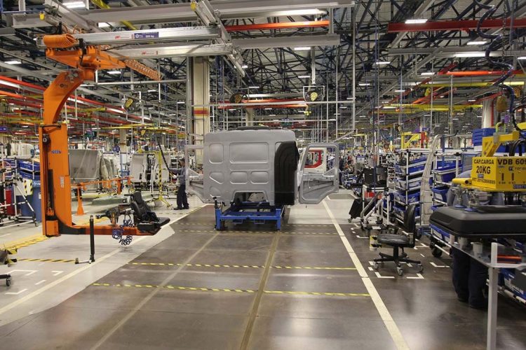 Crescimento da produção industrial é o maior em 10 anos