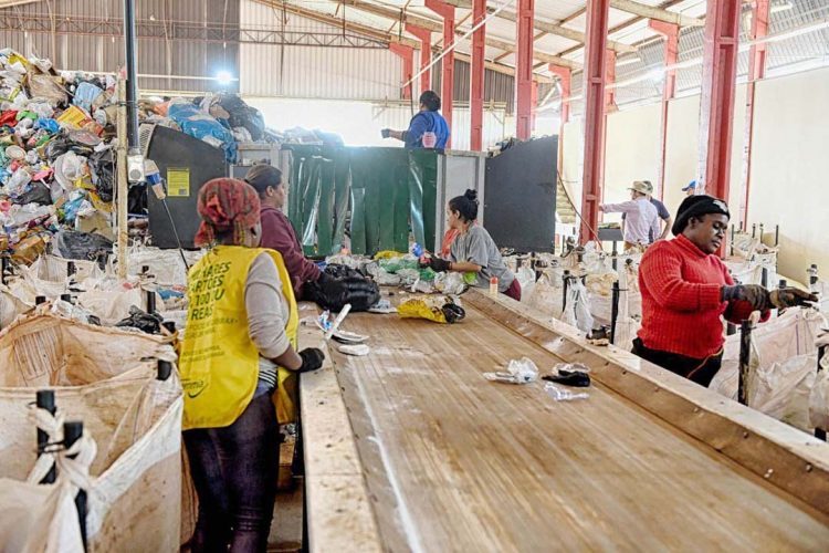 Normativa do IAT define destino de resíduos perigosos no Paraná