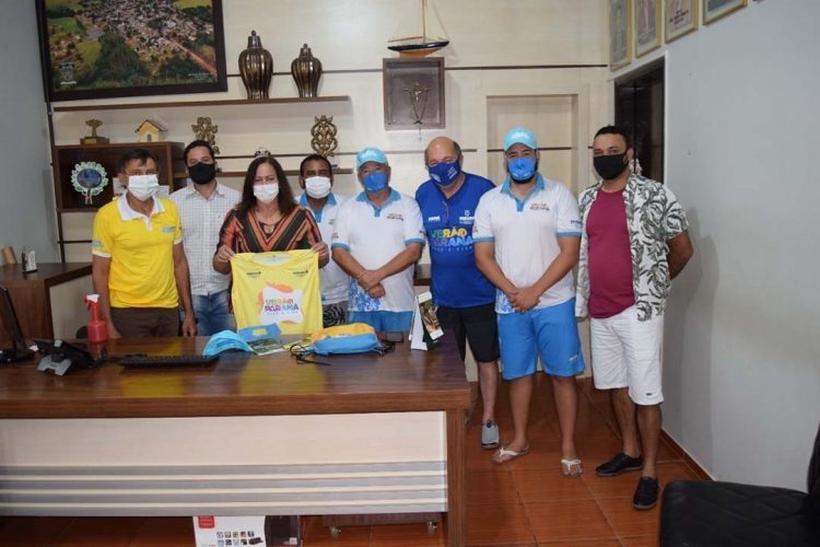 Projeto Verão realiza atividades recreativas,  espetáculo circense e de dança no Porto São José