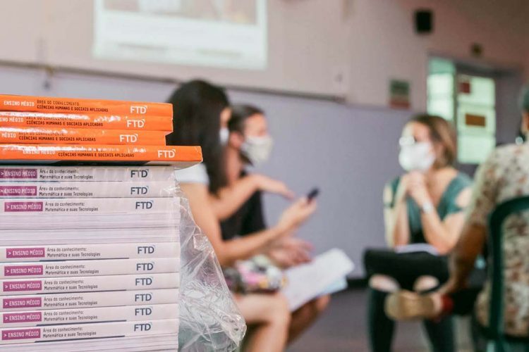 Colégios da rede estadual acertam os últimos detalhes para início do ano letivo