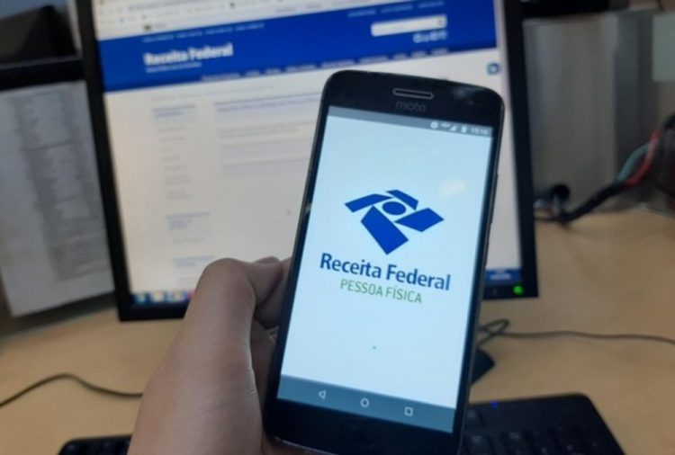 Declarar Imposto de Renda sem  ser obrigado pode garantir restituição