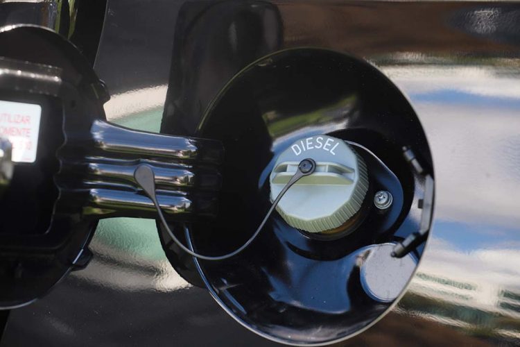 Estados aprovam valor fixo do diesel e prorrogam  congelamento do cálculo do ICMS da gasolina