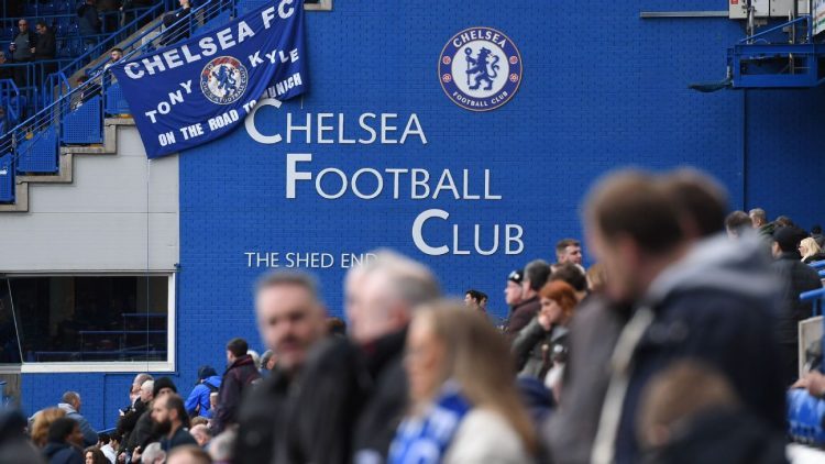 Governo britânico alivia algumas das sanções impostas ao Chelsea
