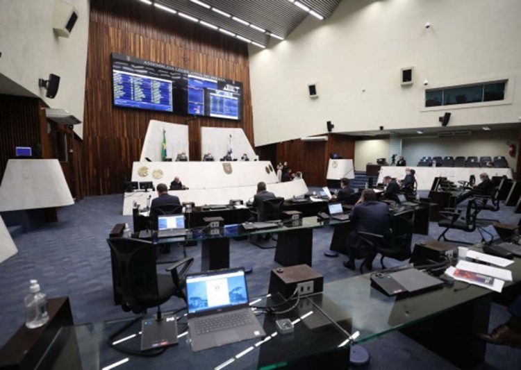 Projetos que tratam da reposição inflacionária  de servidores avançam em 1º turno