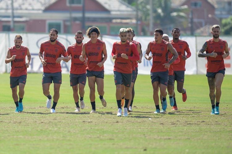 Clubes reencenam semifinal do Carioca seis anos após último confronto