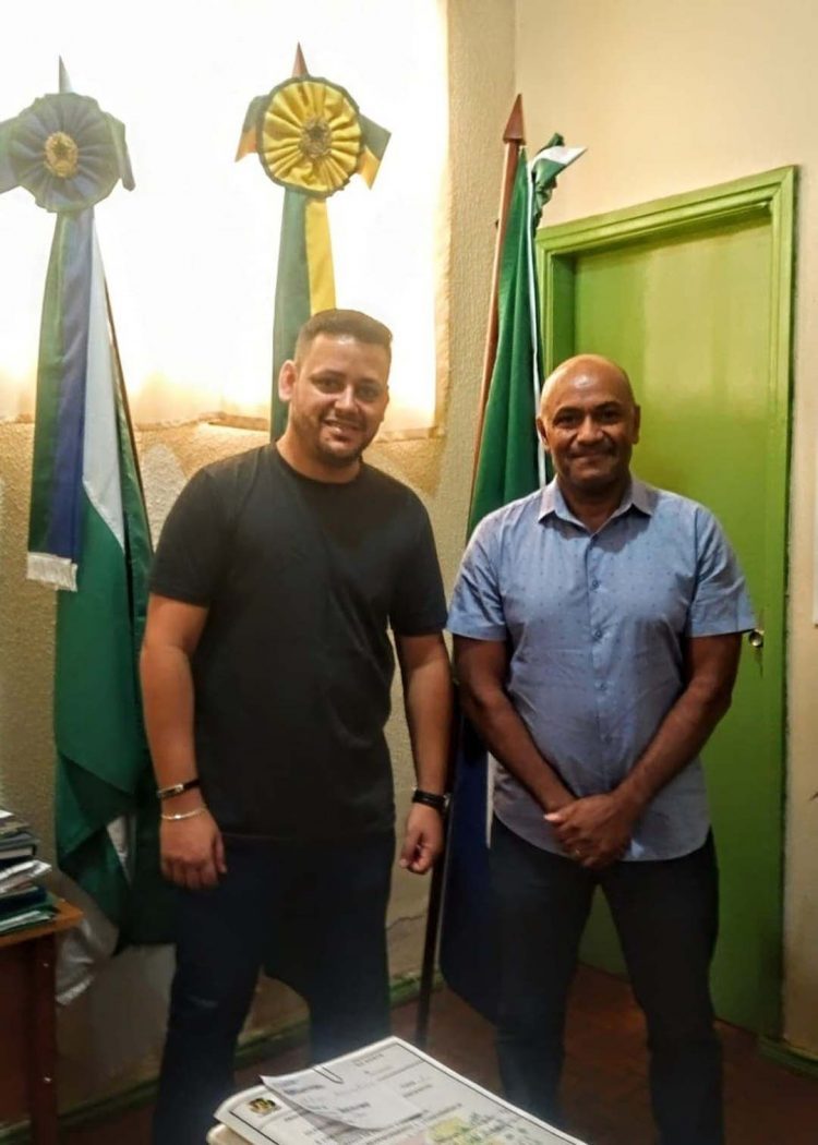 Querência do Norte recebe visita do  Ex-prefeito de Loanda Sargento Santos