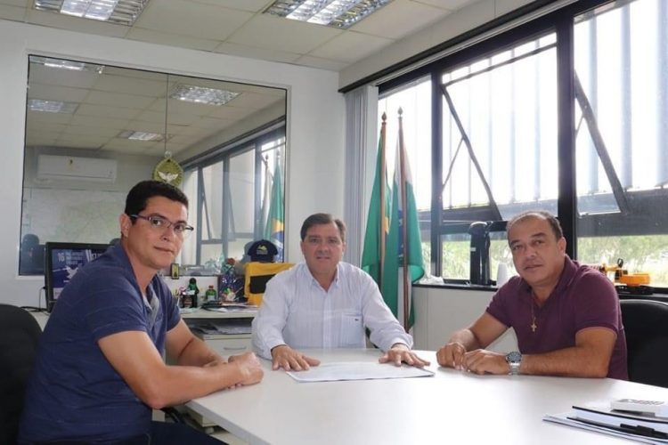 Prefeito participa de reuniões na capital  em busca de mais recursos para o município