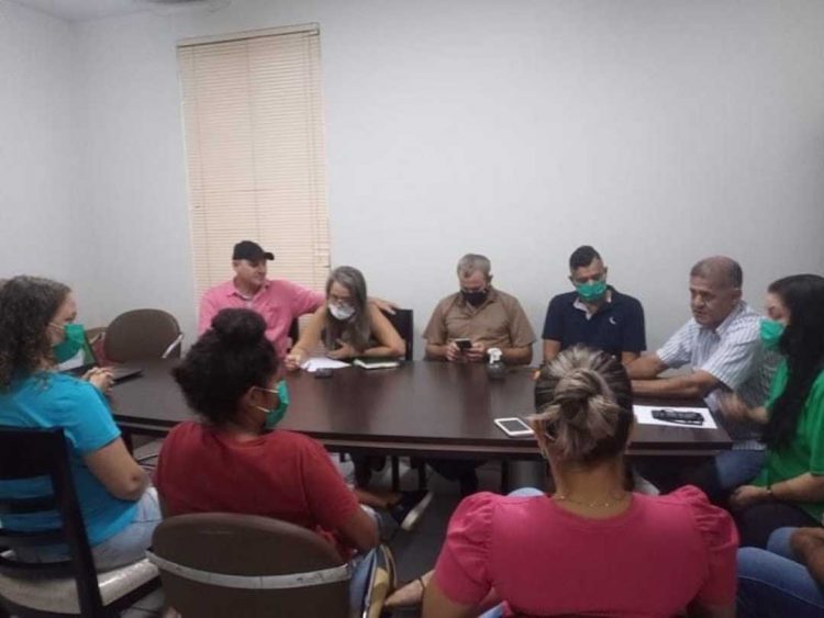 Secretaria do Trabalho e Ação Social se reúne com vereadores