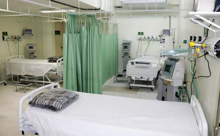 Lotação de UTIs tem queda acentuada nos estados após Carnaval