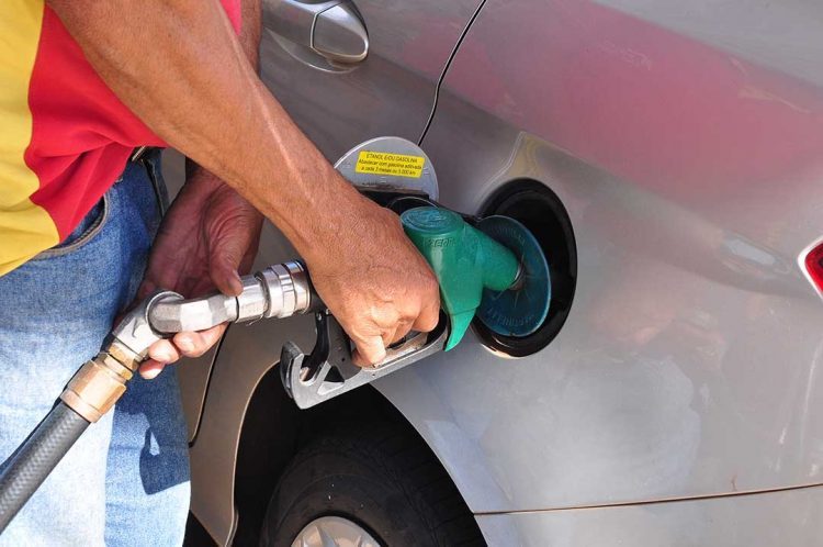Procon aponta variação de 17,68% no preço do etanol em Paranavaí