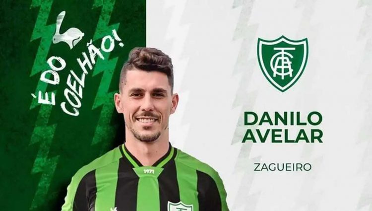 Danilo Avelar deixa o Corinthians e jogará pelo América-MG