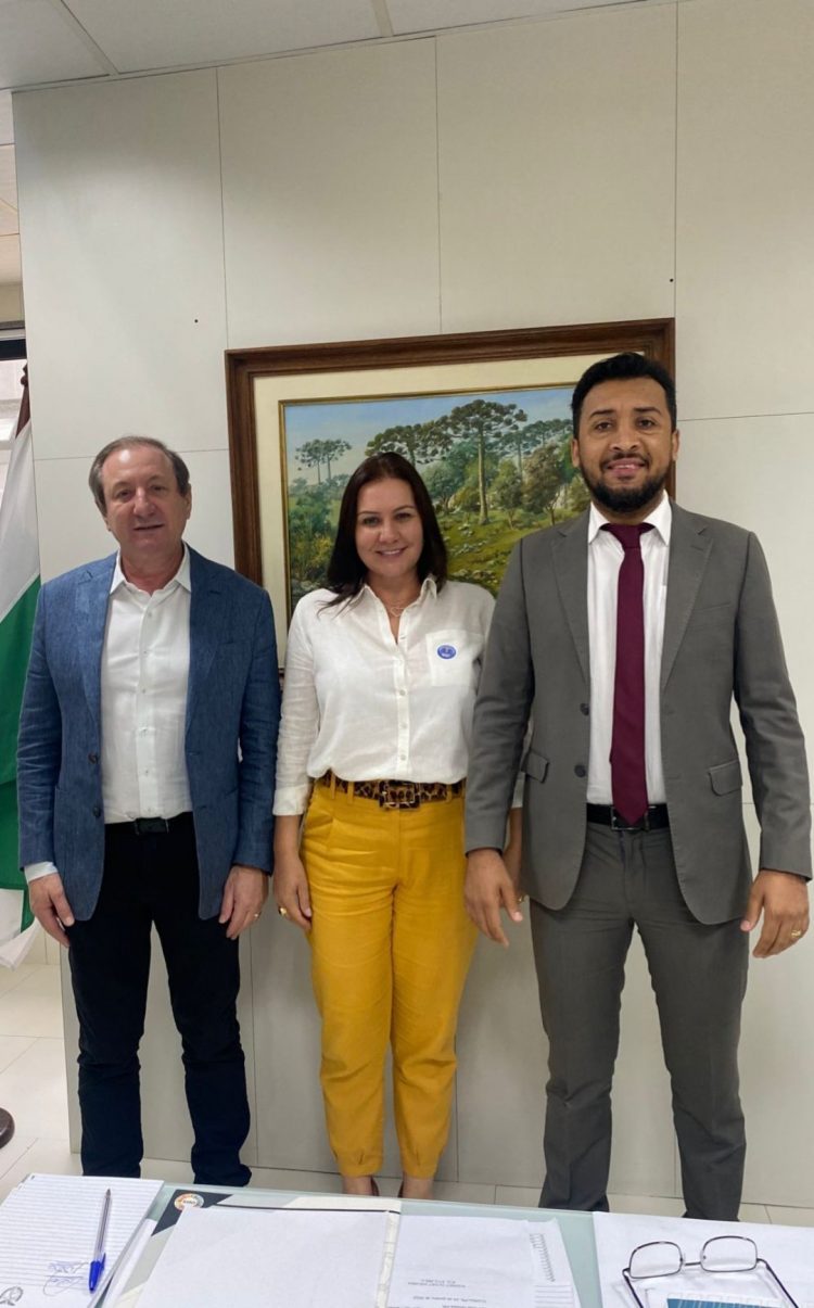 Deputado Soldado Adriano José viabiliza  R$ 250 mil para causa animal em Paranavaí