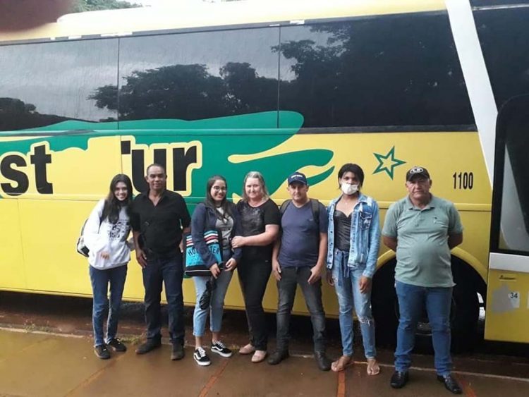Município inicia transporte de alunos do Distrito de Quatro Marcos