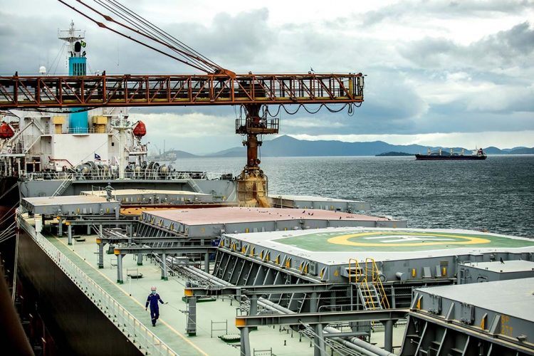 Exportações de soja e derivados pelo Porto  de Paranaguá crescem 25% no 1º trimestre