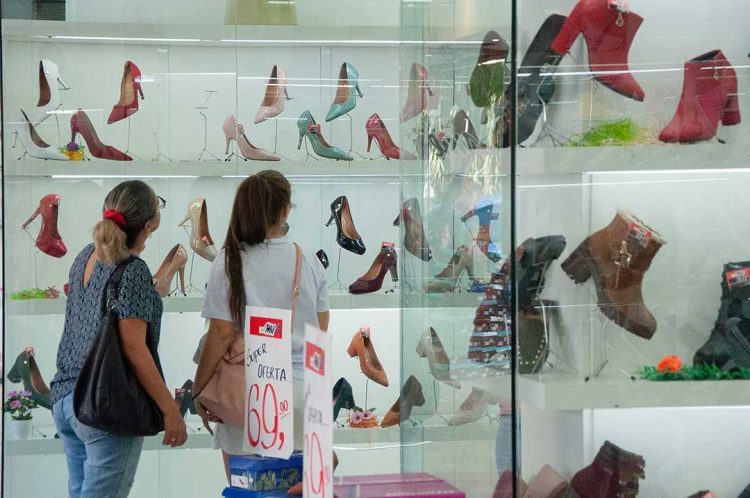 Comércio paranaense tem aumento de 0,47% em janeiro