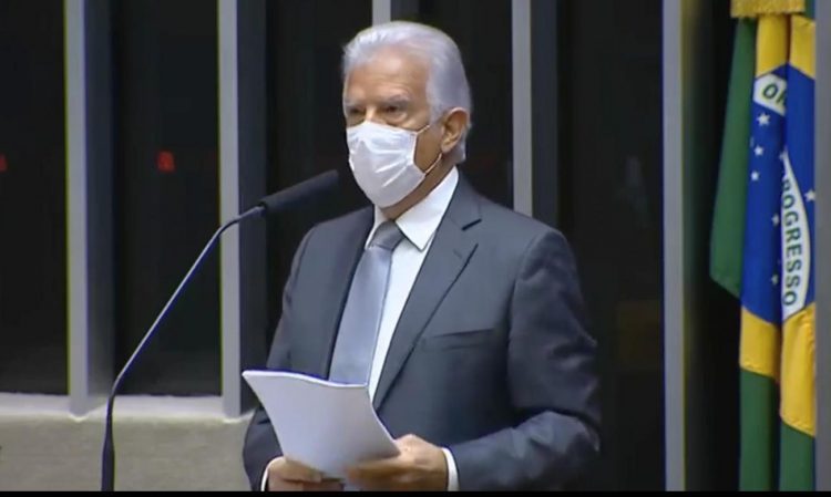 Desconto em financiamento dará fôlego  para produtor rural, diz Rubens Bueno