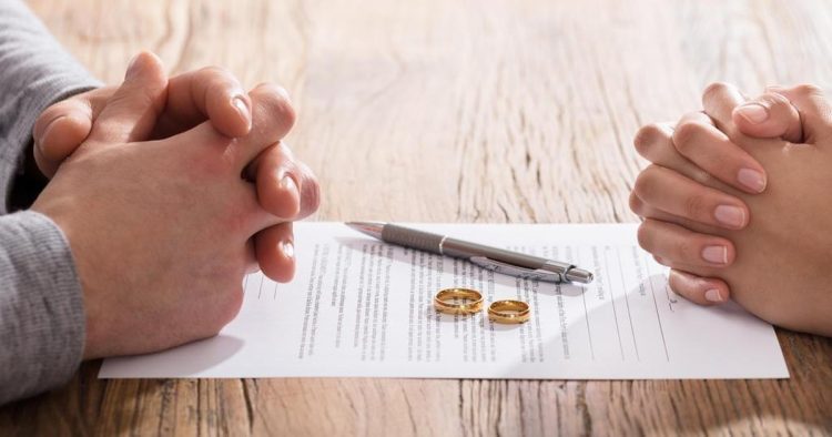 Pesquisa afirma que principal causa  de divórcios é a crise financeira