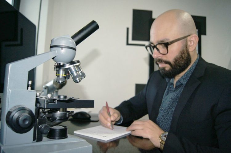 Especialista explica quais efeitos da positividade tóxica no trabalho ou escola