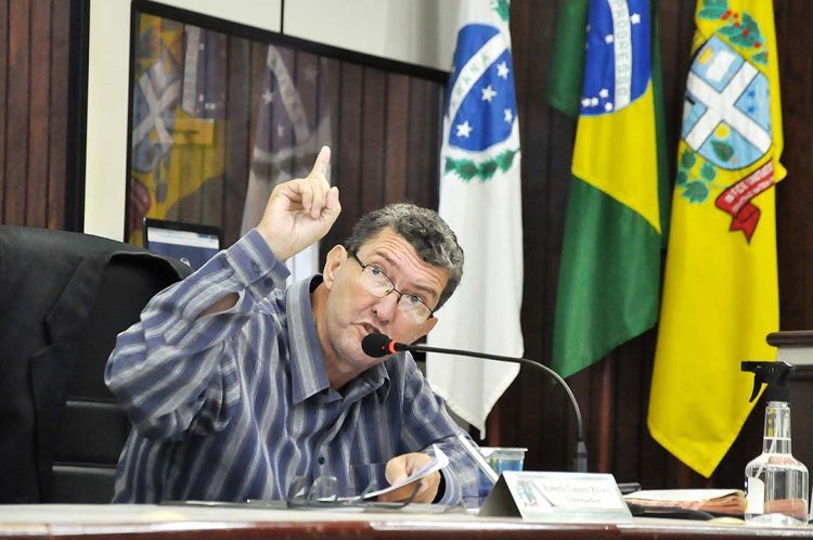 Pó Royal diz que denúncia por quebra  de decoro é perseguição política