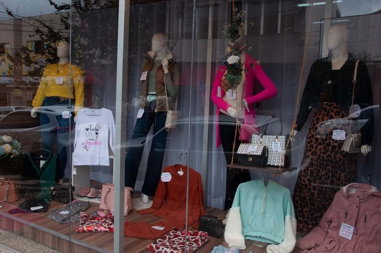 Mudança de clima anima comerciantes