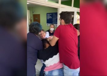 Em Nova Londrina, servidora pública agride paciente em posto de saúde