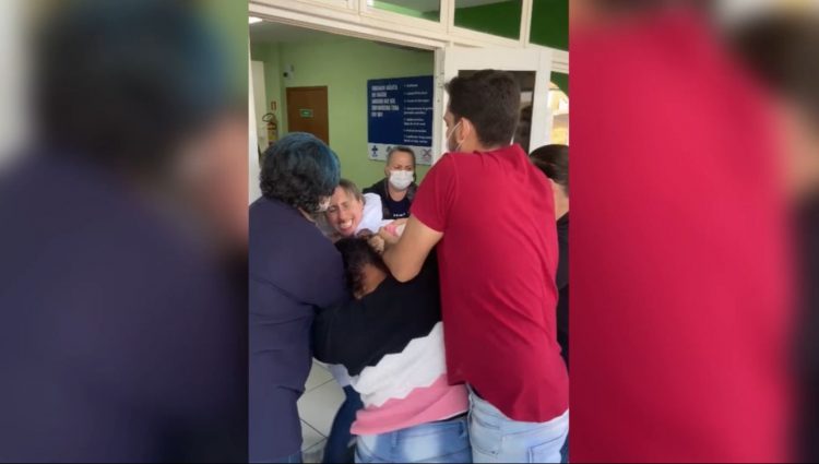 Em Nova Londrina, servidora pública agride paciente em posto de saúde