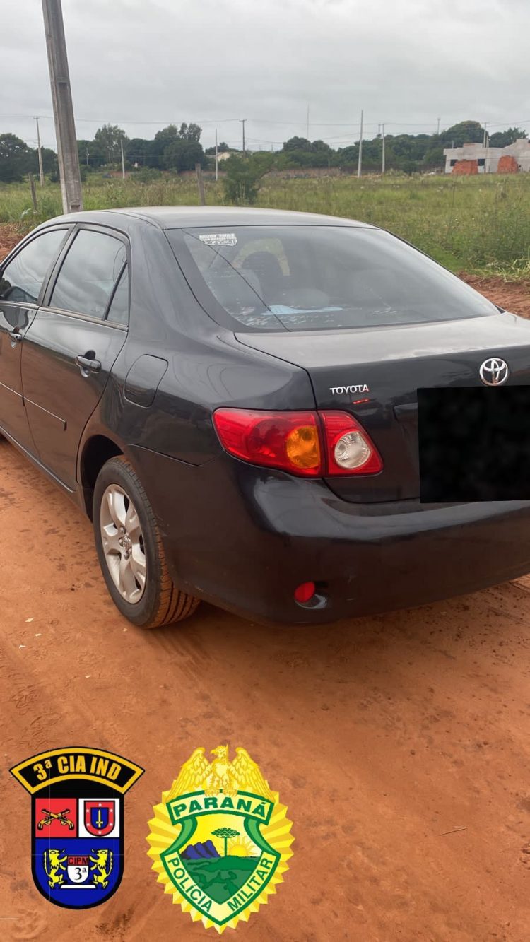 PM recupera carro roubado em Santa Isabel do Ivaí