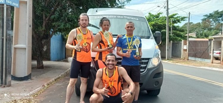 Atletas de São Pedro do Paraná fizeram bonito na Corrida de Trilha, em Paranavaí