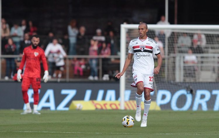 ‘Sempre estive em alto nível’, afirma Miranda após vitória do São Paulo