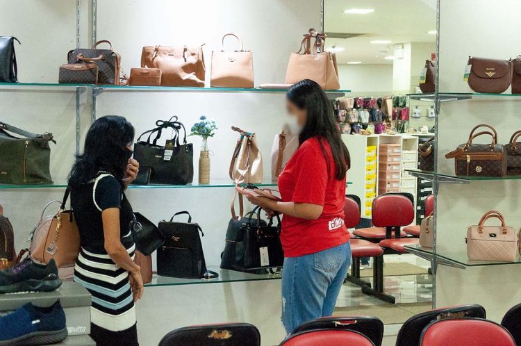 Indústria e comércio são destaques na geração de empregos em Paranavaí