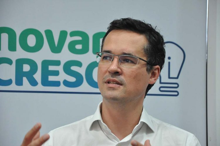 Deltan Dallagnol prega combate efetivo à corrupção  e defende pré-candidatura a deputado federal