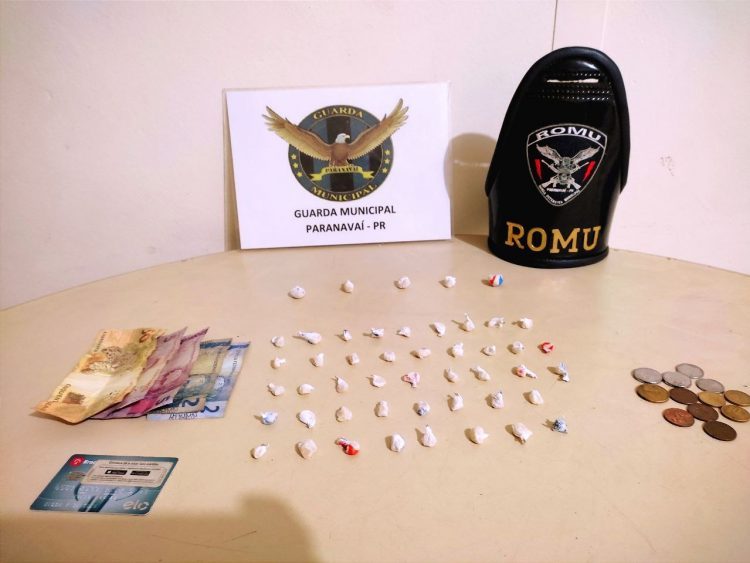 Guarda Municipal apreende 48 pedras de crack e dinheiro trocado em Paranavaí