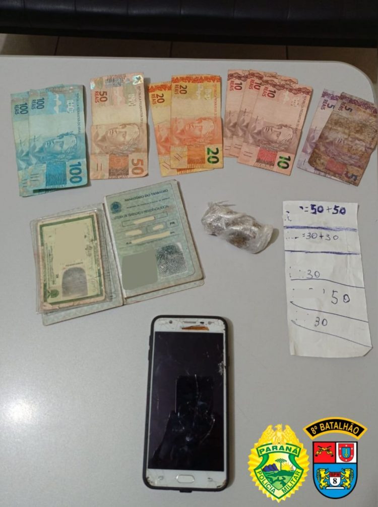 PM prende dois homens por possível ponto de tráfico