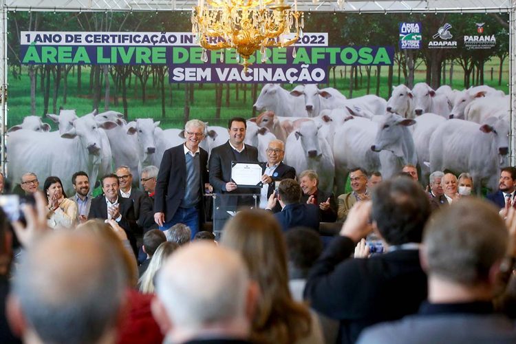 Adapar completa 10 anos e já programa novos avanços em defesa sanitária