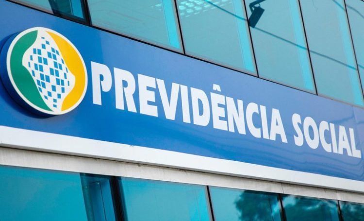 “Zé Dentinho” e “Nersinho” estão de volta com palestra “Humor Tivação”