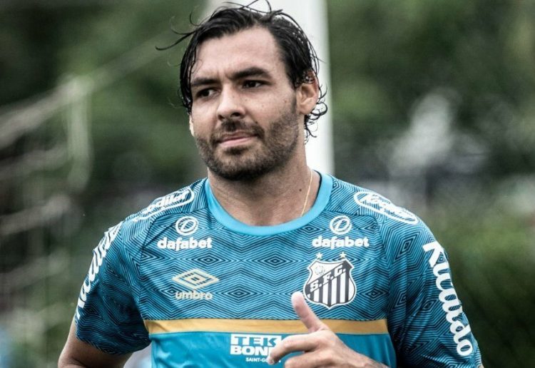 Santos acerta a rescisão do contrato de Ricardo Goulart