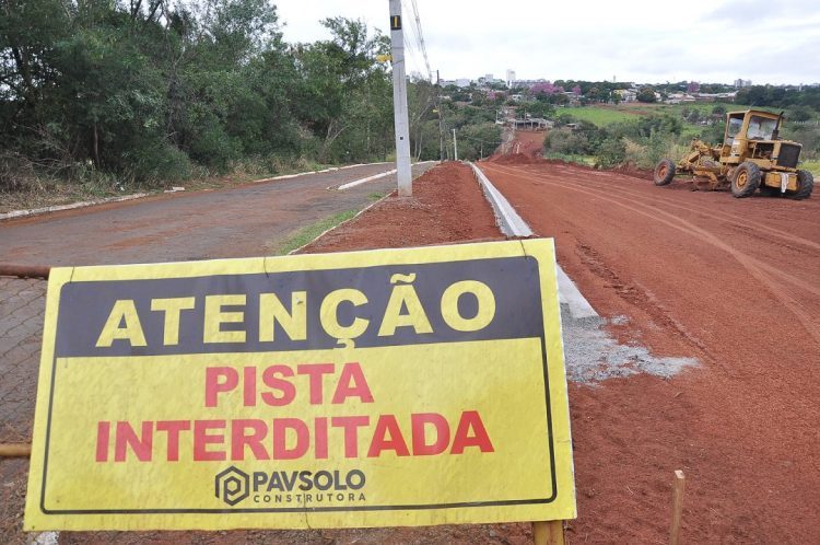 Metade das obras de ampliação da Rua Guaporé já foi concluída, aponta Prefeitura de Paranavaí