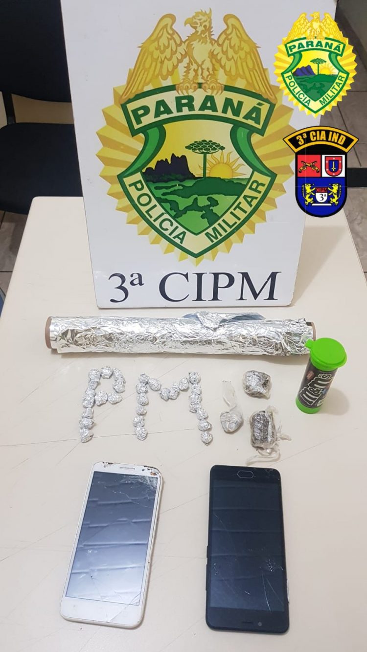 Polícia Militar apreende 29 pedras de crack com jovem de 16 anos