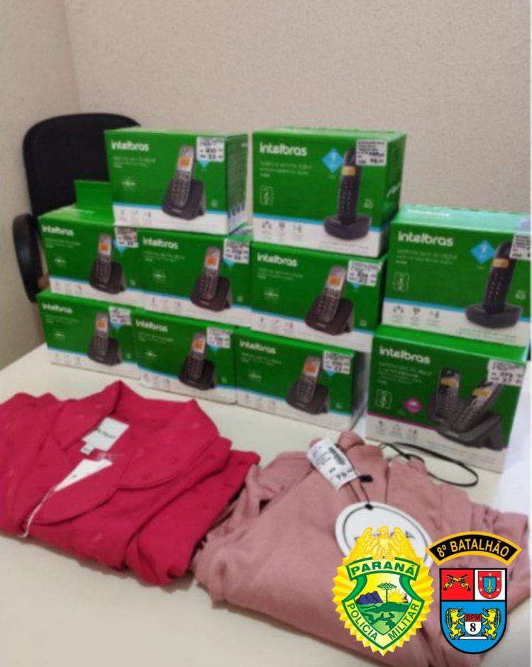 Mulheres furtam telefones e pijamas e uma é detida por funcionários