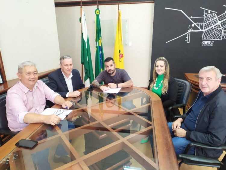 Município encaminha à Câmara novo Projeto de Lei para equiparação salarial dos Agentes de Apoio Educacional