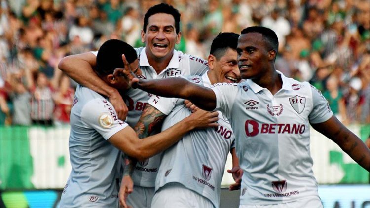 Fluminense defende bom momento  e busca vantagem contra o Fortaleza