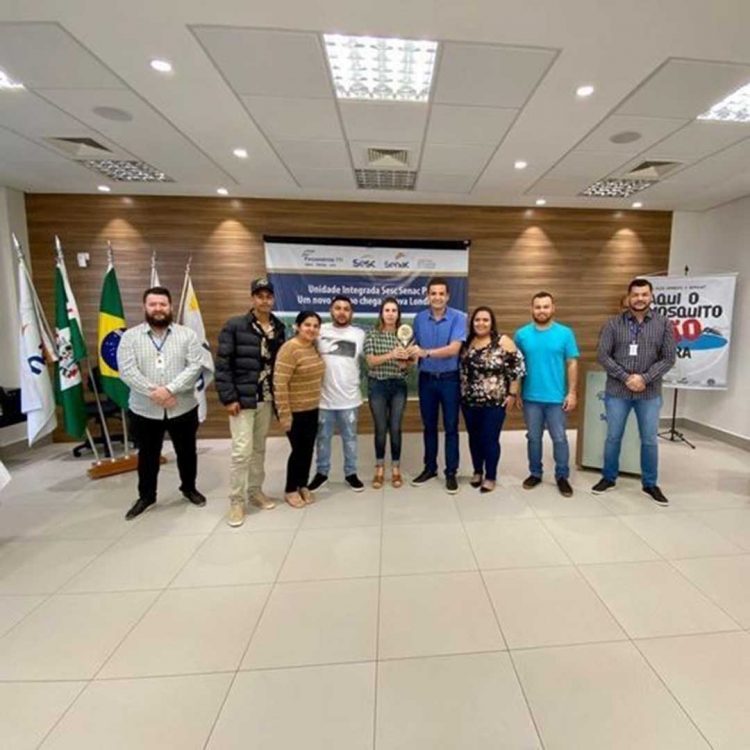 Equipe de combate à dengue recebe prêmio pelo trabalho realizado no município