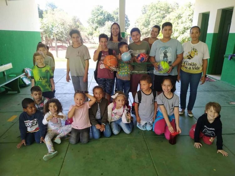 Município realiza entrega de kits esportivos para instituições